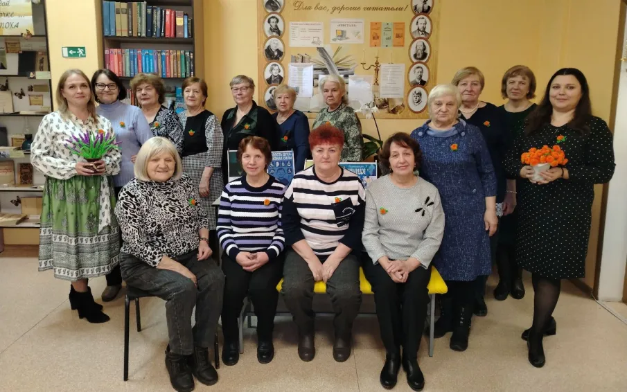 Калейдоскоп непридуманных историй «Неунывающие сердца» провели сотрудники библиотеки № 4